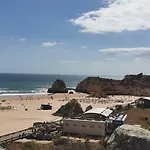 Rocha Vista Mar Ambar Портиман