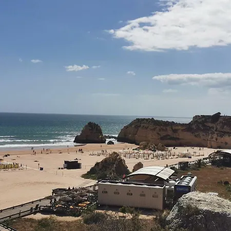 Rocha Vista Mar Ambar Portimão
