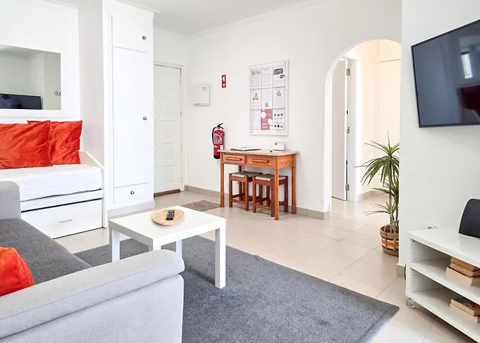 Rocha Vista Mar Ambar *